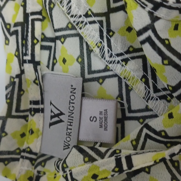 Worthington Ruffle Top Size S - Picture 6 of 12